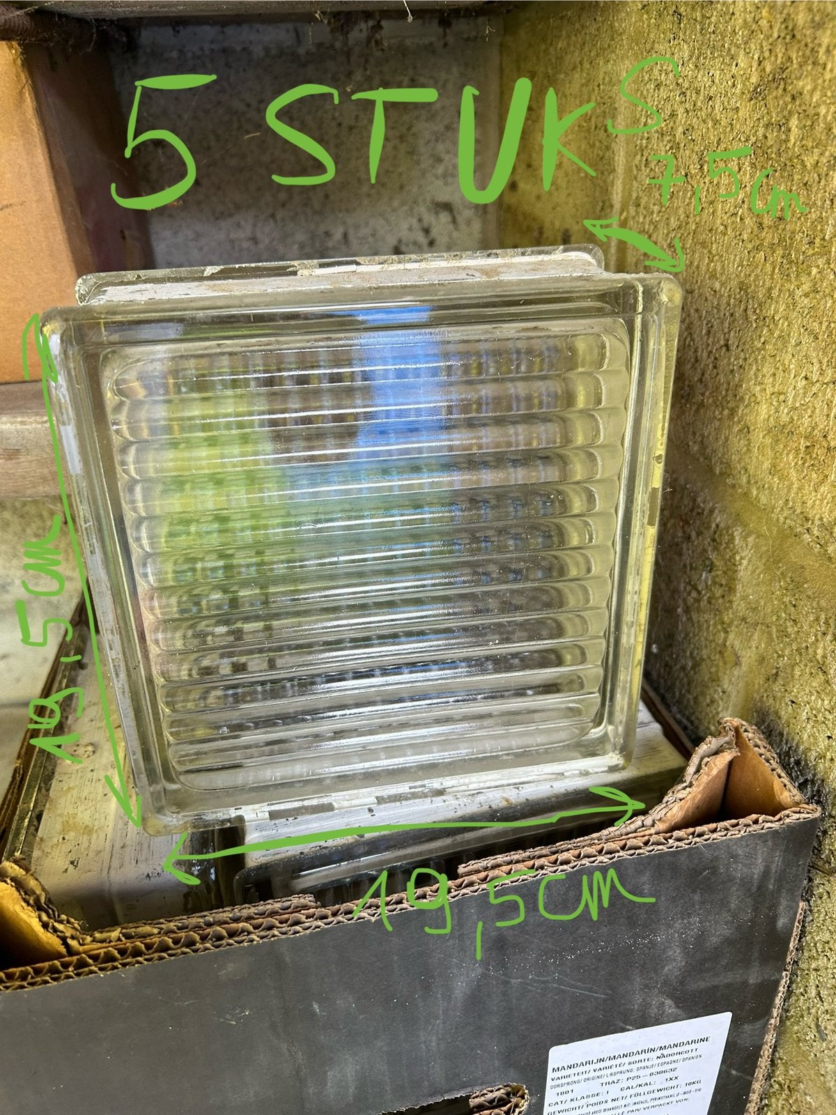 Glasdallen, Bricolage & Construction, Enlèvement