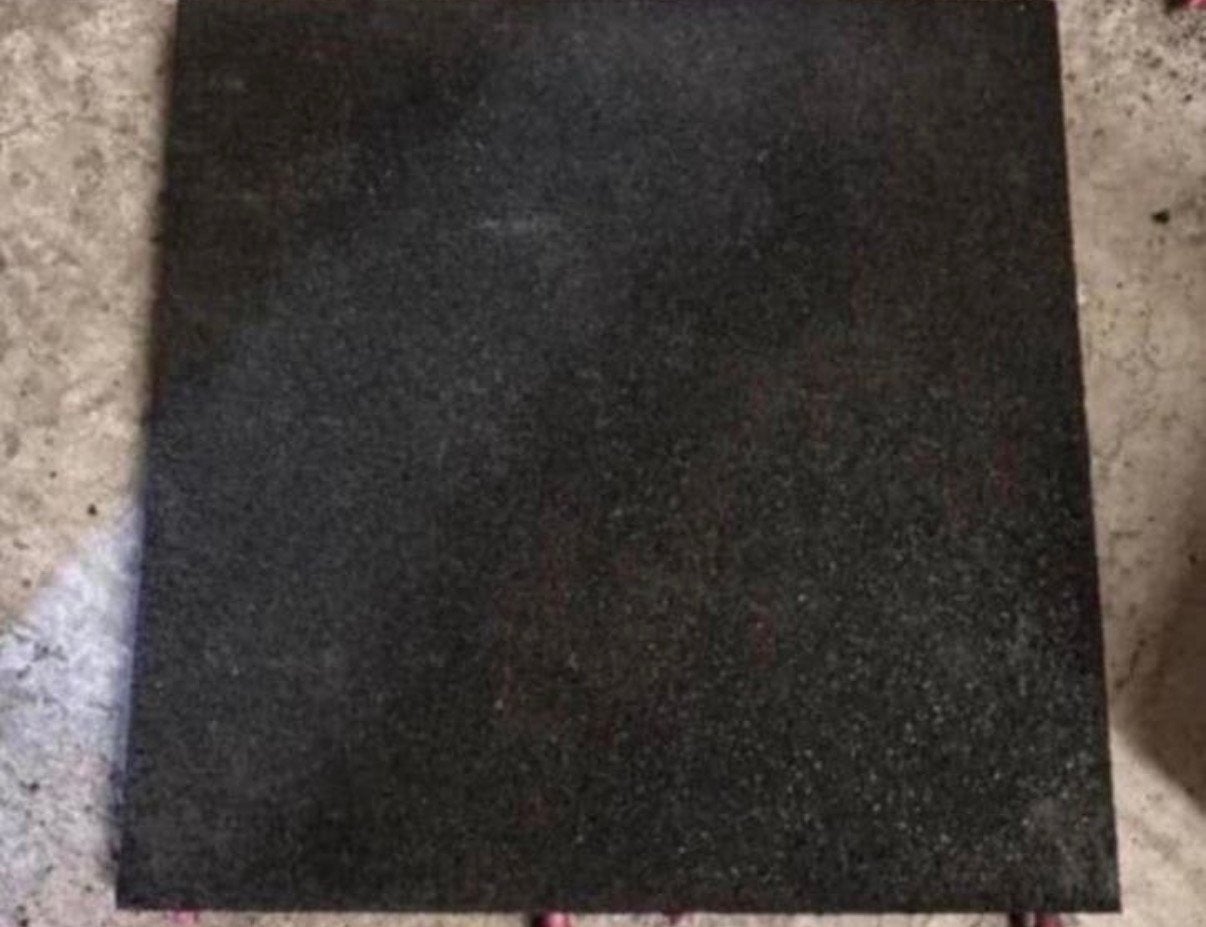 Rubberen tegels 50x50x4,5 speeltoestel stal ed ruim 25m2, Dieren en Toebehoren, Stalling