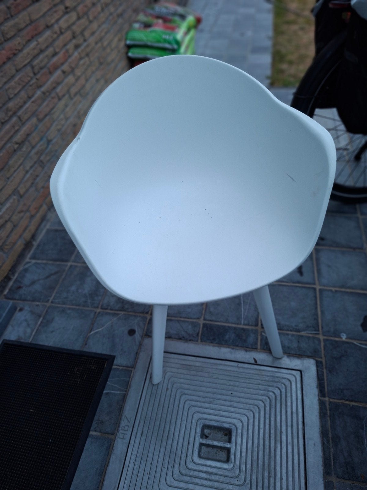 2 witte kuipstoelen nieuw, Tuin en Terras, Ophalen, Nieuw, Kunststof