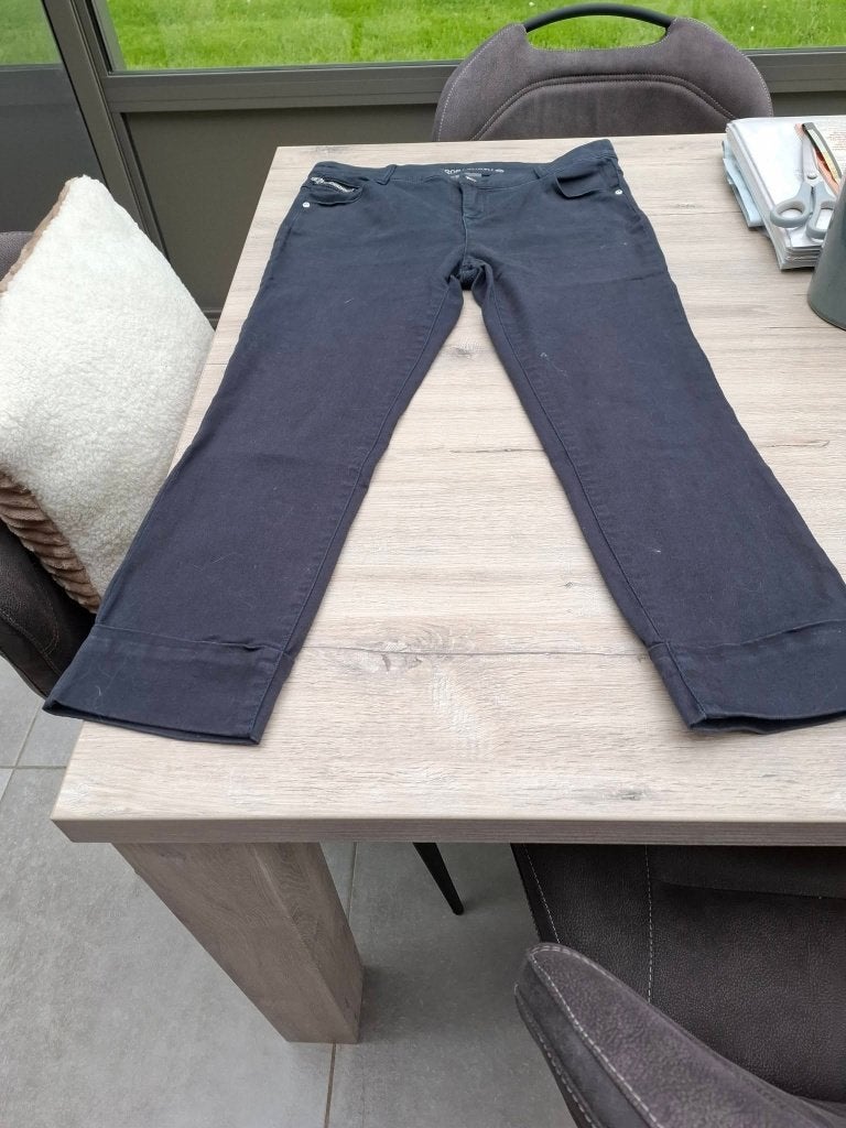 vêtements pour femmes 3/4 pants, Trois-quarts, Taille 38/40 (M), Enlèvement ou Envoi, Yessica