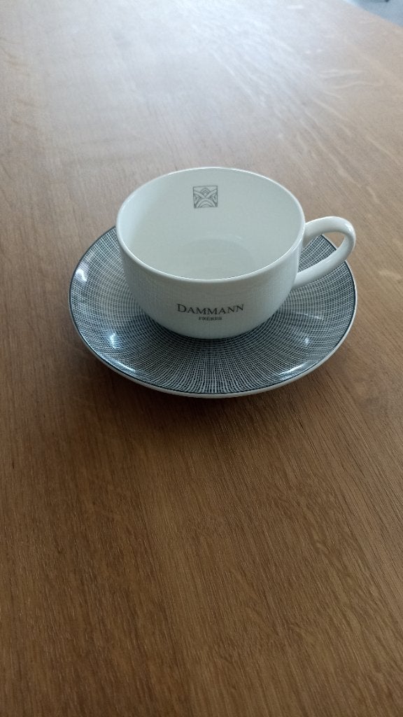 Tasse à thé, Comme neuf, Enlèvement, Classique, Porcelaine