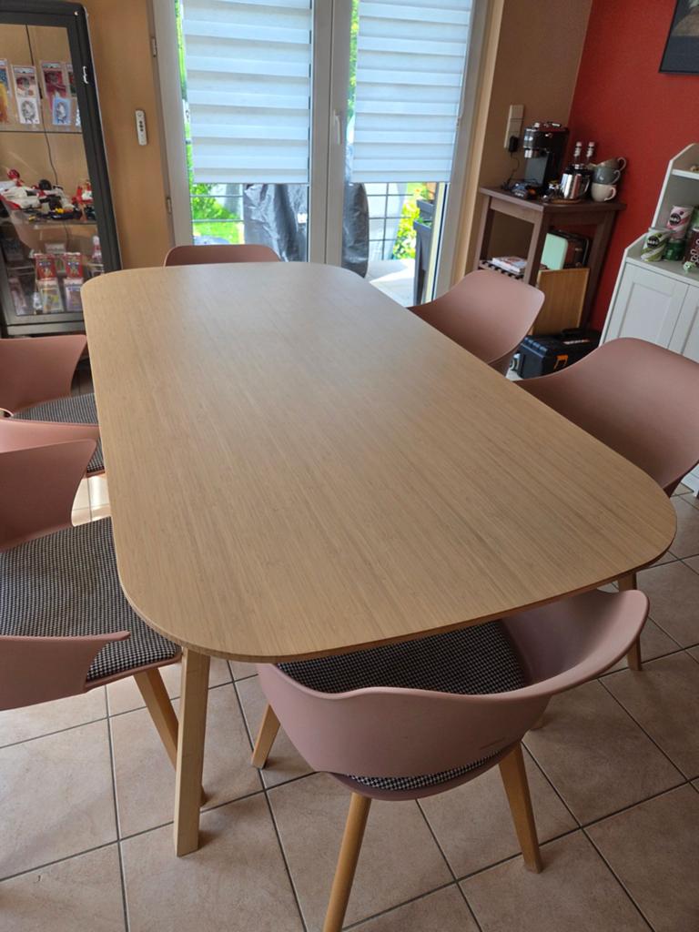 Table à manger IKEA 6 personnes, Maison & Meubles, Enlèvement