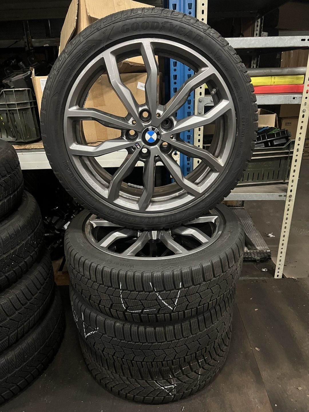 Originele winterset Bmw 1-serie F40, Pneus et Jantes, Pneus hiver, -, Véhicule de tourisme