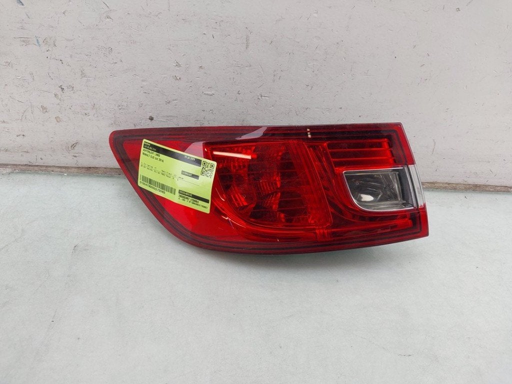 ACHTERLICHT LINKS Renault Clio IV (5R) (|265554091R|), Gebruikt, Renault, Peter-Huppertz-Straße 5
51063  Köln, DE, Dialog.deutschland@renault.de
