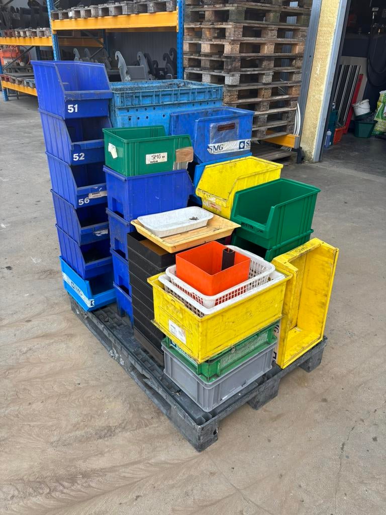 Partij grote sorteerbakken, sorteerbakjes, Ophalen, Zo goed als nieuw