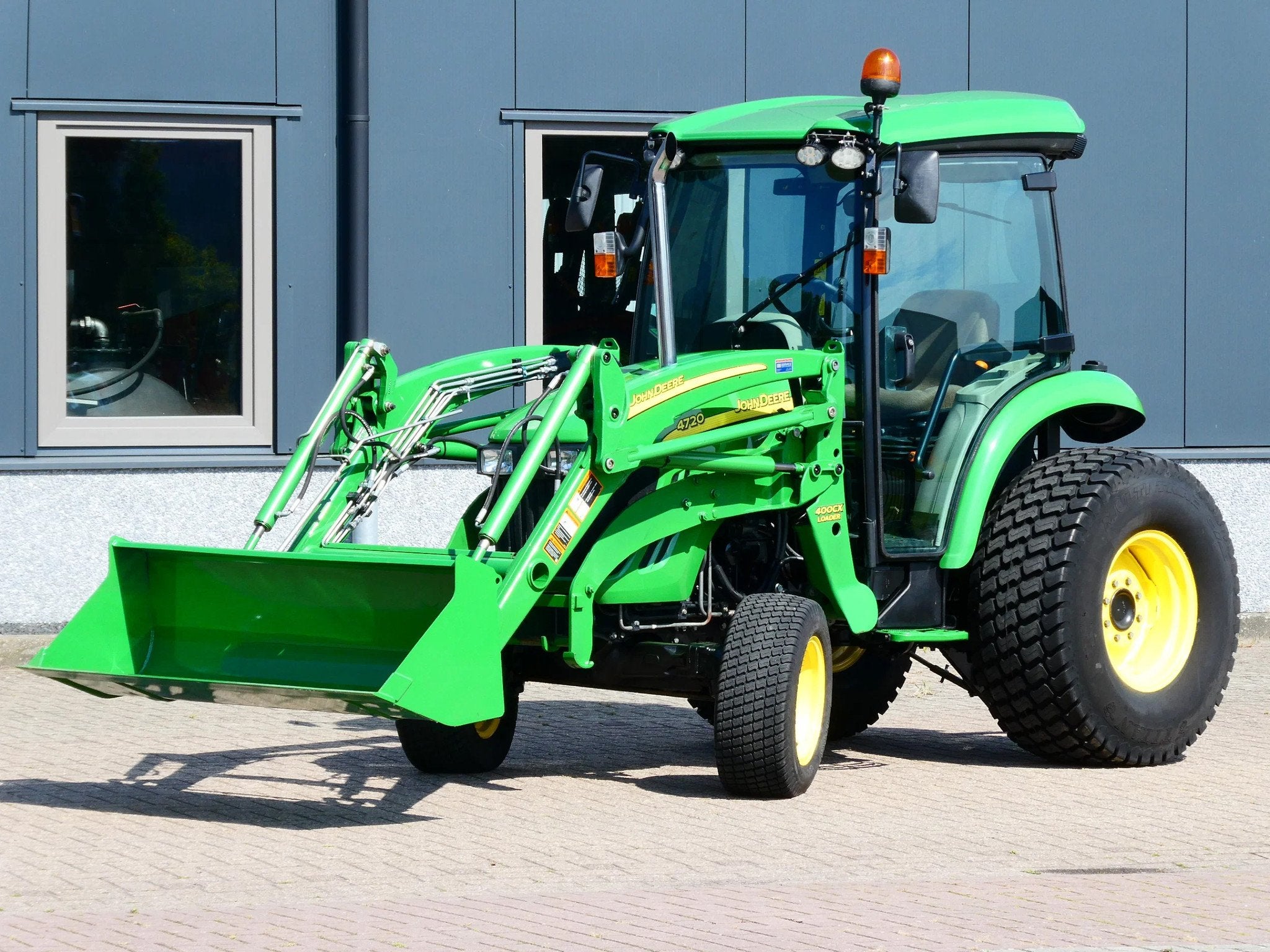 John Deere 4720 4wd HST / 02717 Draaiuren / Full Options, Zakelijke goederen, John Deere, Gebruikt, De Maalstroom 3
8255 RN  Swifterbant