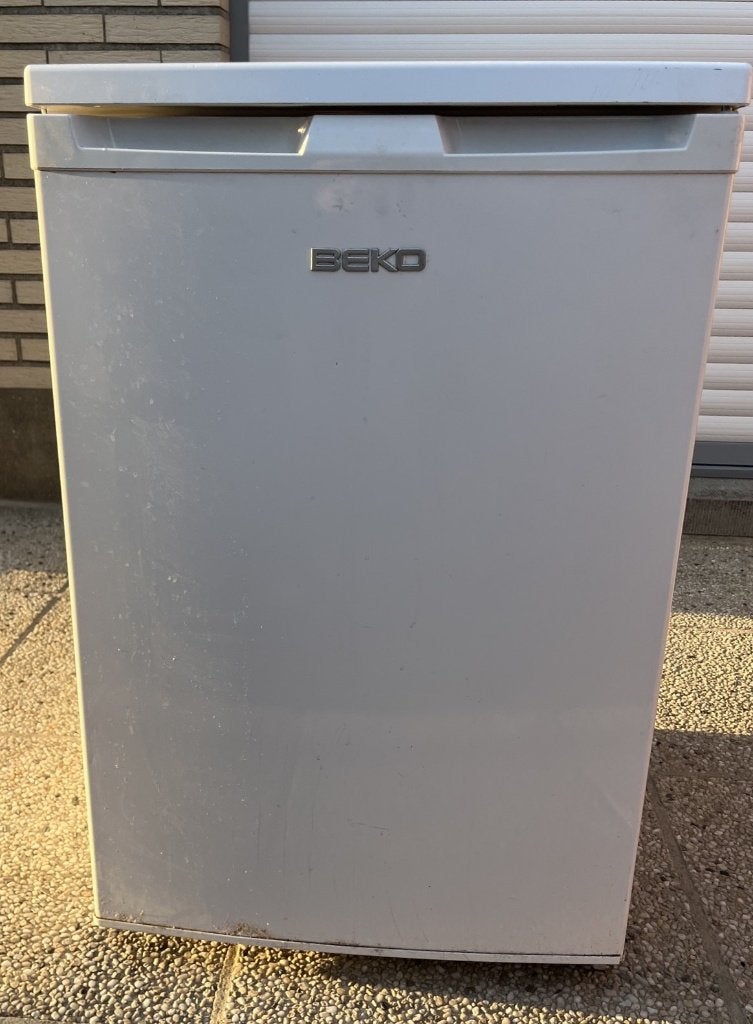 Modèle de réfrigérateur de table autoportant Beko à vendre, Avec compartiment congélateur, 85 à 120 cm, Enlèvement, Utilisé