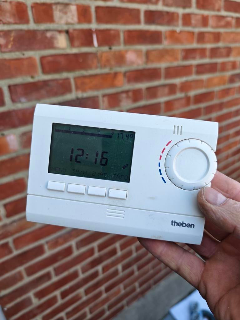 Termostat theben gratis, Doe-het-zelf en Bouw, Thermostaten, Ophalen