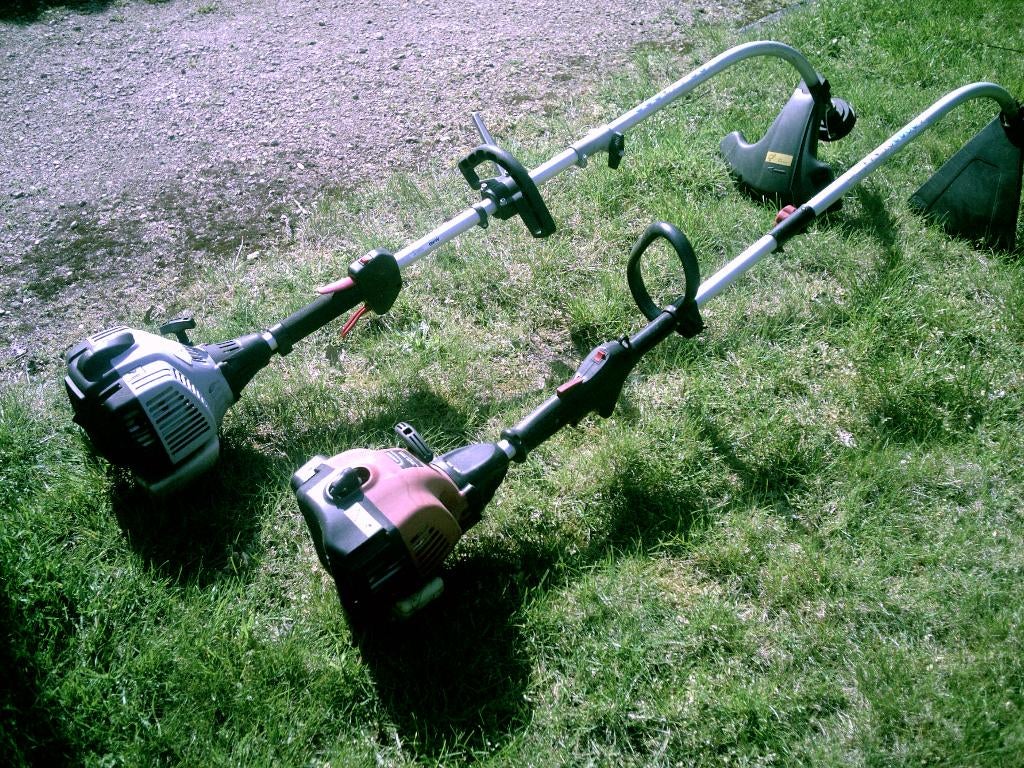 Benzine trimmer Alko en Matrix, Tuin en Terras, Ophalen, Gebruikt, 10 tot 30 cm, Benzine