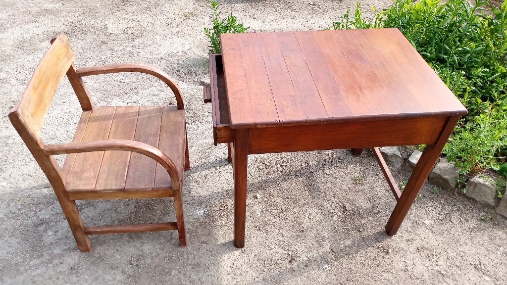 Table et chaise enfant vintage en bois massif, Antiquités & Art, Enlèvement