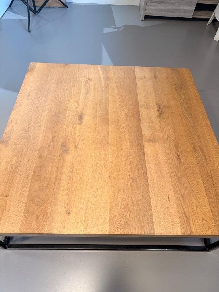 Industriële salontafel hout met zwart metalen frame, Huis en Inrichting, Ophalen, Gebruikt, Eikenhout
