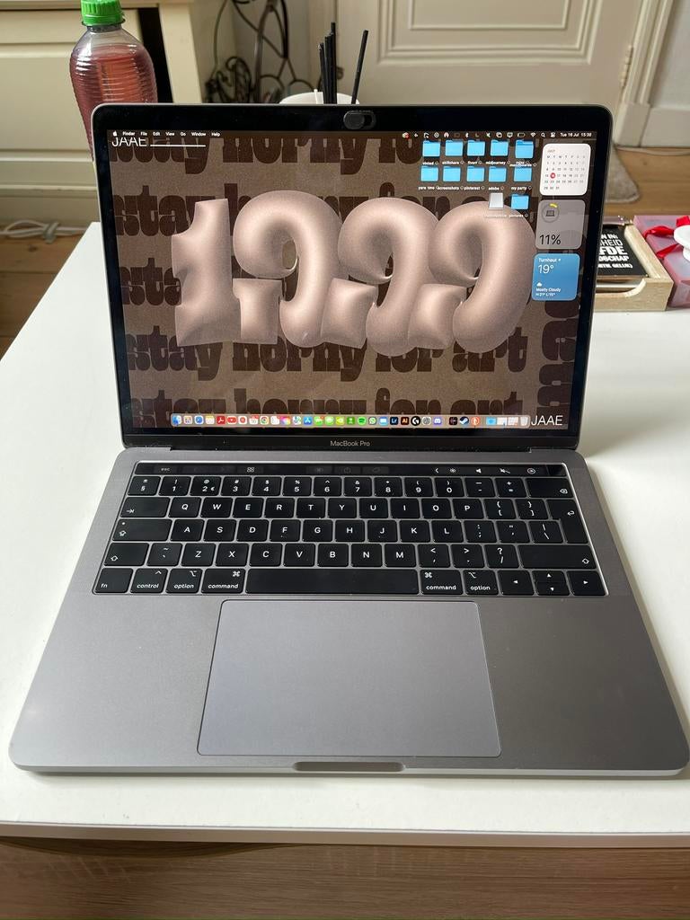 Macbook Pro 2019, Informatique & Logiciels, Apple Macbooks, 256 GB, Qwerty, 8 GB, 13 pouces