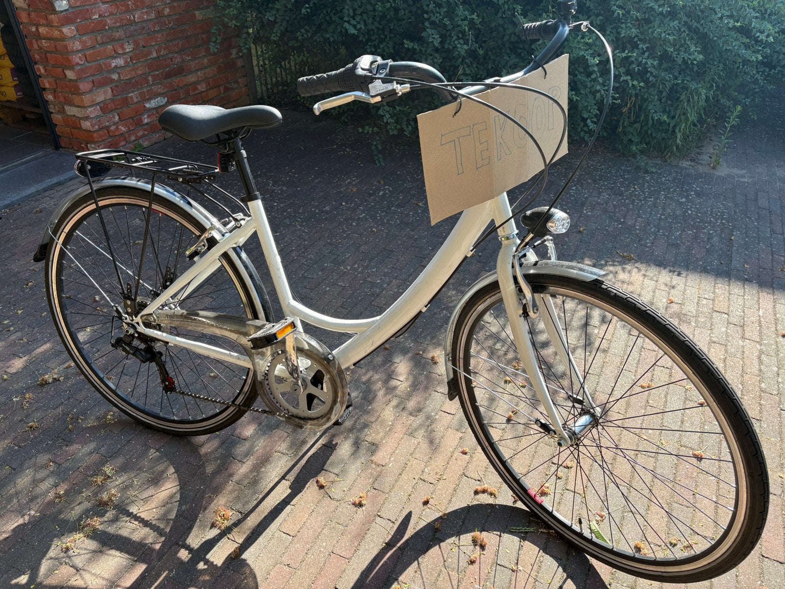 Meisjesfiets wit, Fietsen en Brommers, Fietsen | Meisjes, Gebruikt, Velgrem, Versnellingen, Ophalen