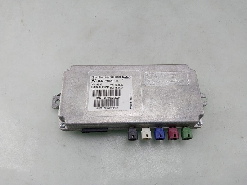 CAMERA MODULE BMW 5 serie Touring (F11) (01-2009/02-2017), Gebruikt, BMW, Petuelring 130
80809  München, DE, Bayerische Motoren Werke AG
