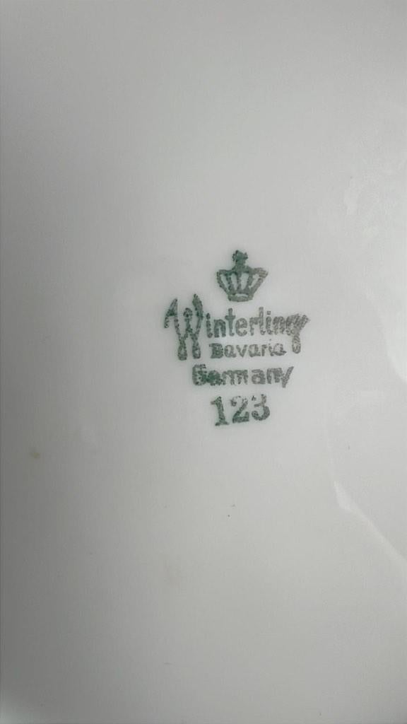 Set d'assiettes Winterling, Enlèvement