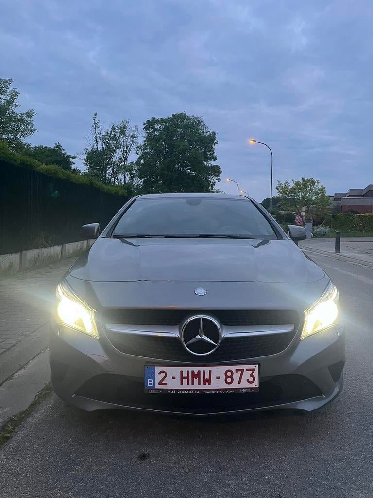 Mercedes CLA200, Auto's, CLA, Leder en Stof, 1595 cc, 5 zetels