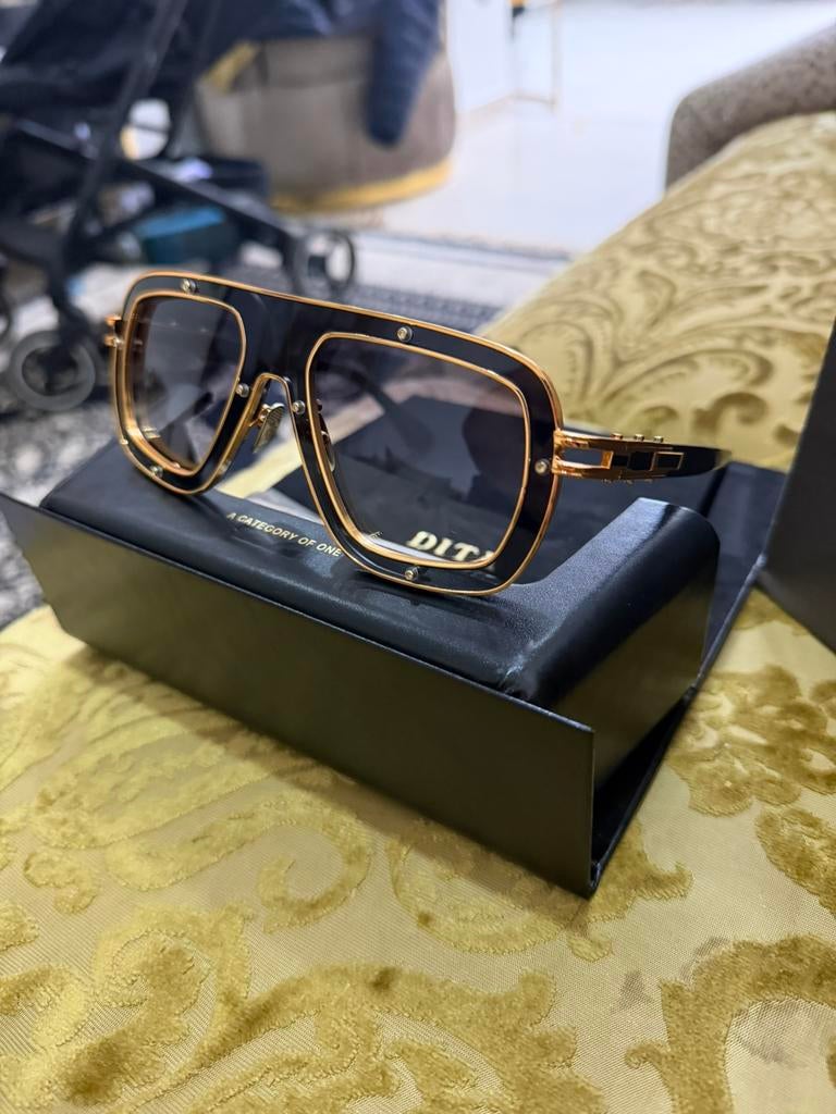 Lunette de soleis dita raketo, Enlèvement ou Envoi, Neuf, Noir, Lunettes de soleil avec correction