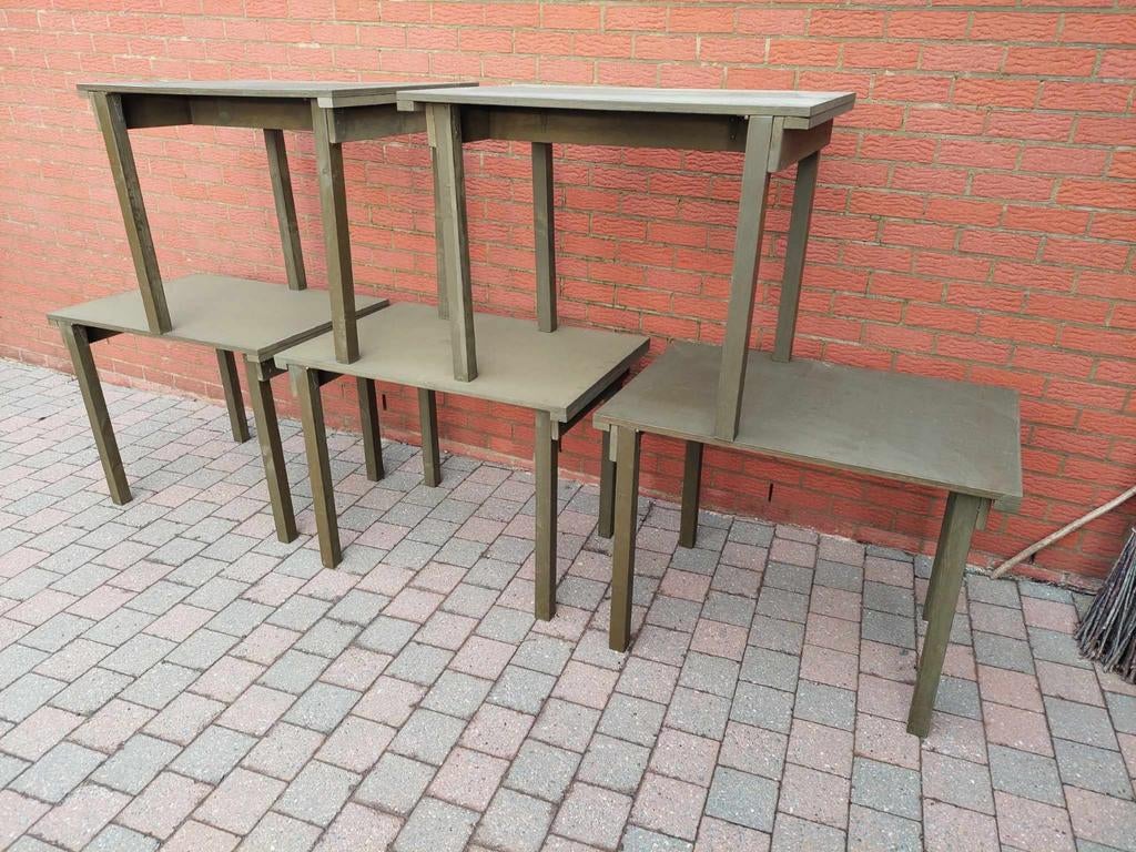 Table de campement us, Enlèvement