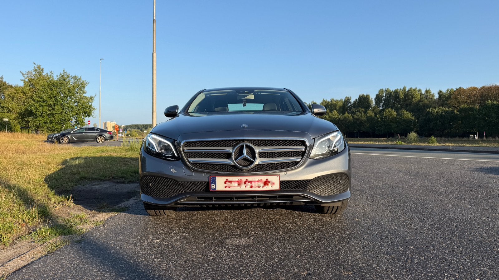 Mercedes-Benz E 220 d Facelift, Autos, Mercedes-Benz, Argent ou Gris, Achat, Entretenue par le concessionnaire, Automatique
