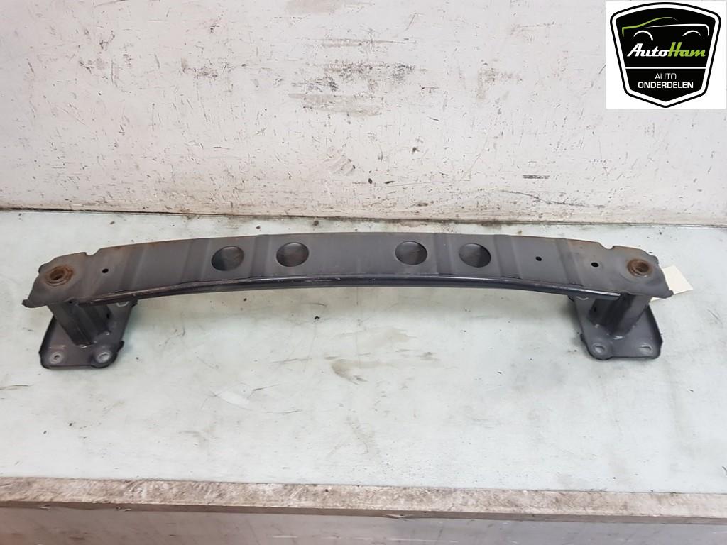 CADRE DE PARE CHOC ARRIÈRE 3 Sport (BP) (|BCJH50260|), Hitdorfer Straße 73
51371  Leverkusen, DE, Mazda, Utilisé, Info@mazda.de
