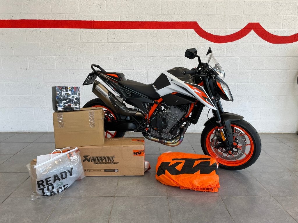 Ktm duker 890r *Akrapovic*, Entreprise, 890 cm³
