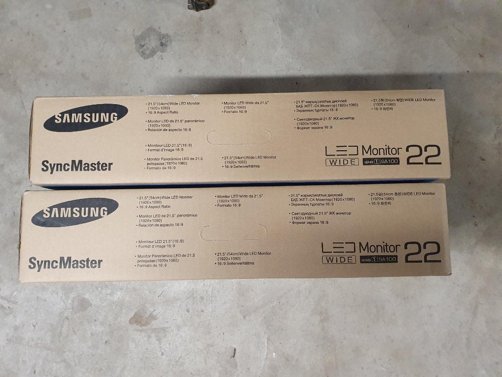 2 moniteurs LED Samsung 22 pouces à donner, Computers en Software, Ophalen, Gebruikt, 3 tot 5 ms, Full HD
