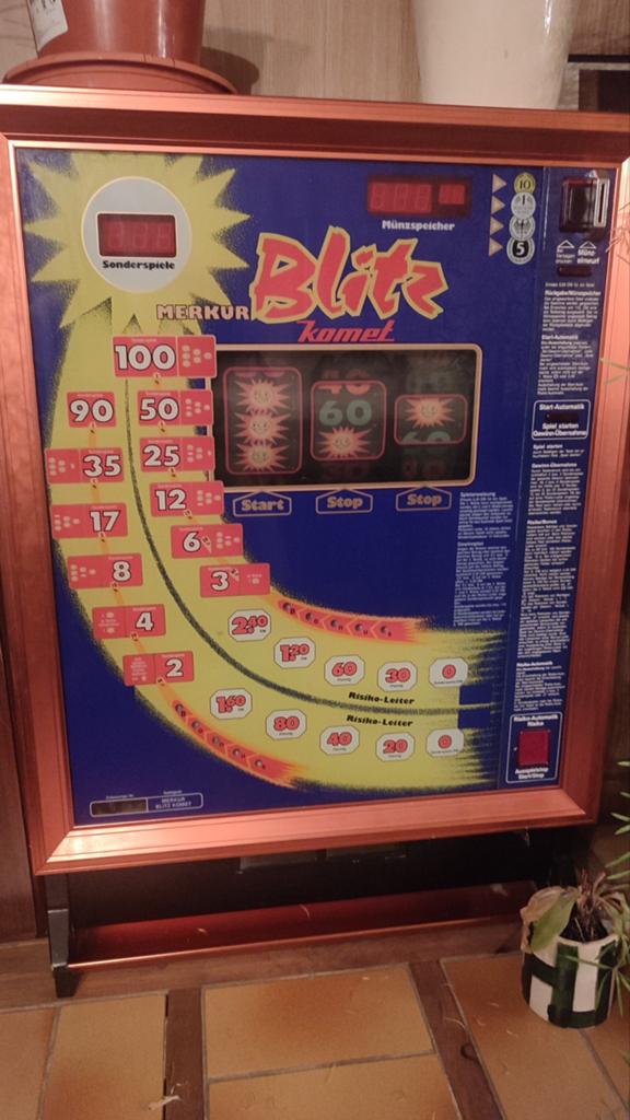 Vintage Merkur Blitz Komet Slot Machine (1980s)