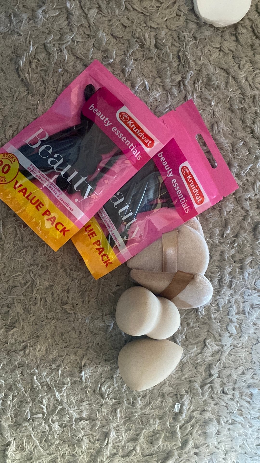 Oogschaduw applicators, powder puffs en beauty blenders, Ophalen, Zo goed als nieuw