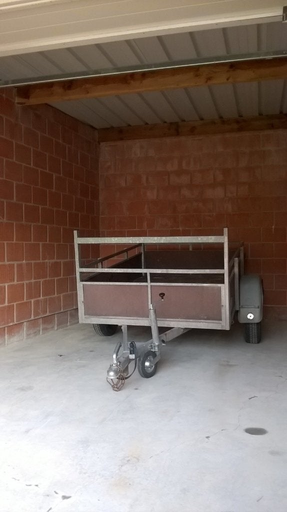 Box de garage à louer, Immo, Garages & Places de parking, Gand