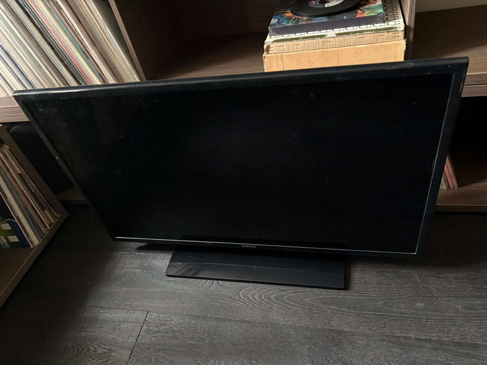Samsung Tv, LED, 50 Hz, 60 à 80 cm, Enlèvement
