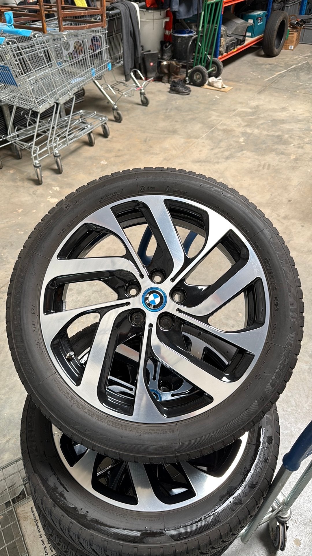 Velgen met winterbanden BMW i3, Auto-onderdelen, Banden en Velgen, Ophalen, Winterbanden, Band(en)