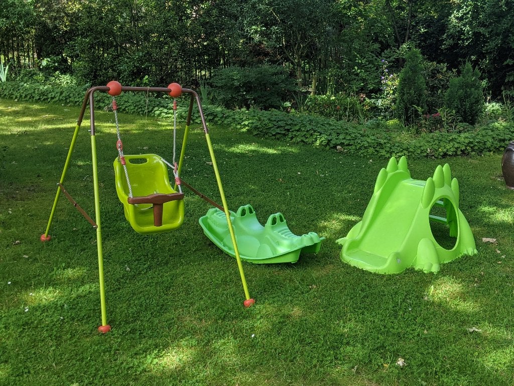 Buitenspeelgoed – schommel, wip, glijbaan, Enfants & Bébés, Jouets | Extérieur | Jouets en vrac, Enlèvement, Utilisé