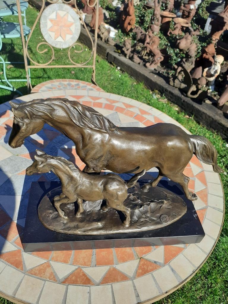 STATUE EN BRONZE SIGNE MILO (la jument et son poulain)., Enlèvement ou Envoi, Bronze