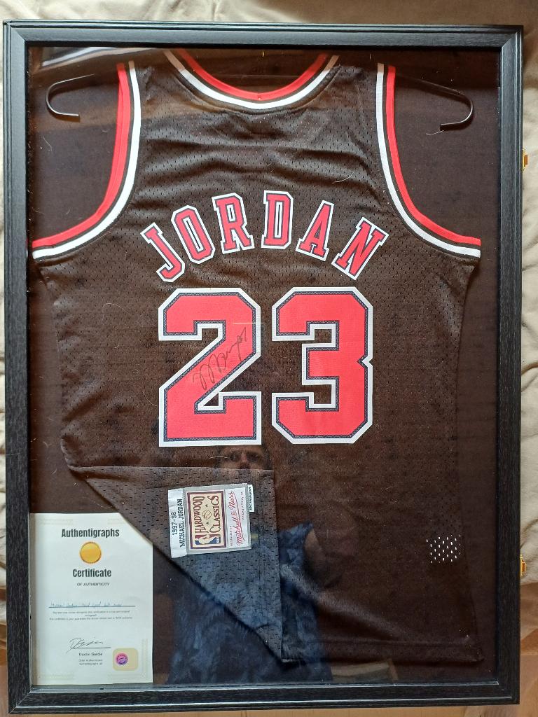 Maillot Mitechell & Ness - Michael Jordan signé avec COA, Collections, Enlèvement, Neuf, Maillot