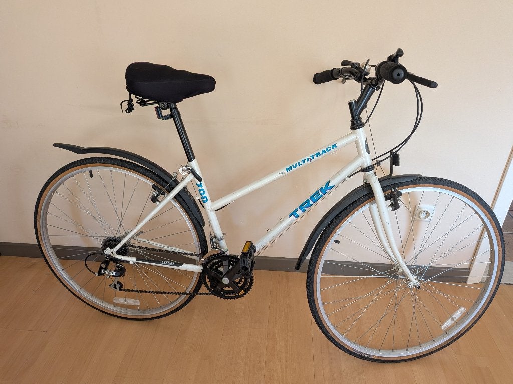 Trek Multitrack 700, Fietsen en Brommers, Gebruikt, Velgrem, Versnellingen, Ophalen