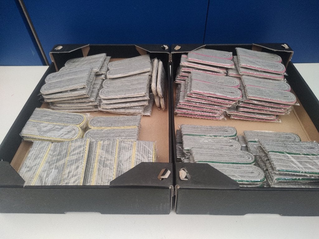 Lot Duitse officier epauletten, Collections, Envoi