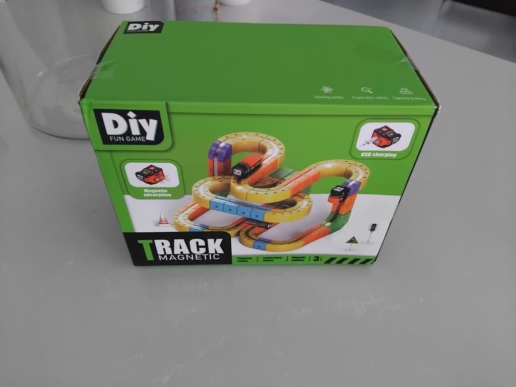 Magnetische 3D treinspoor en trein, Ophalen