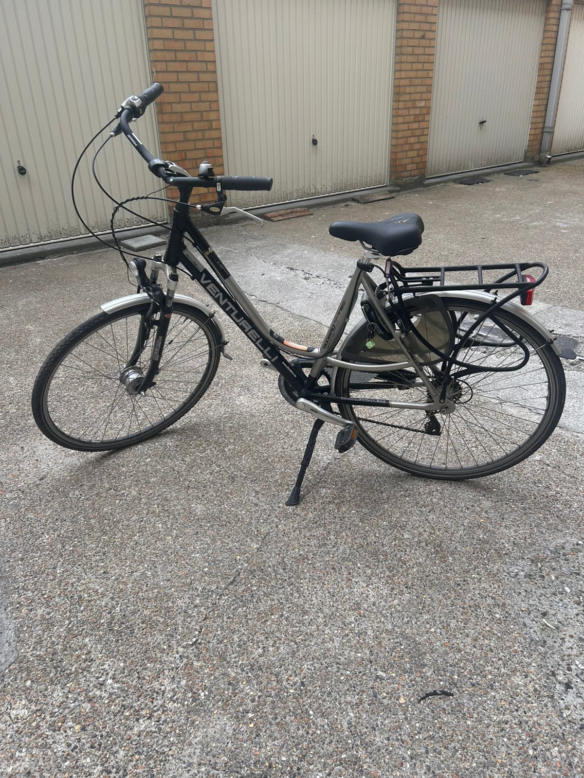 Maat : onbekend maar toch voor vrij grote persoon, Fietsen en Brommers, Elektrische fietsen, Ophalen, Gebruikt