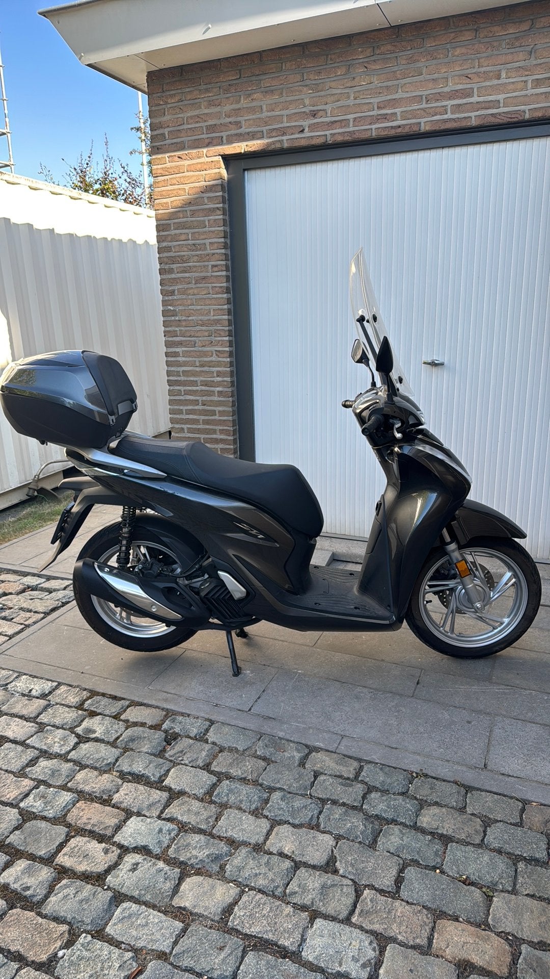 Honda SH 125i van eerste eigenaar 1100 km, Motoren, Particulier, Gebruikt, Scooter
