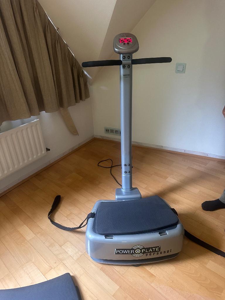 Power plate, Ophalen, Zo goed als nieuw, Benen, Trilplaat