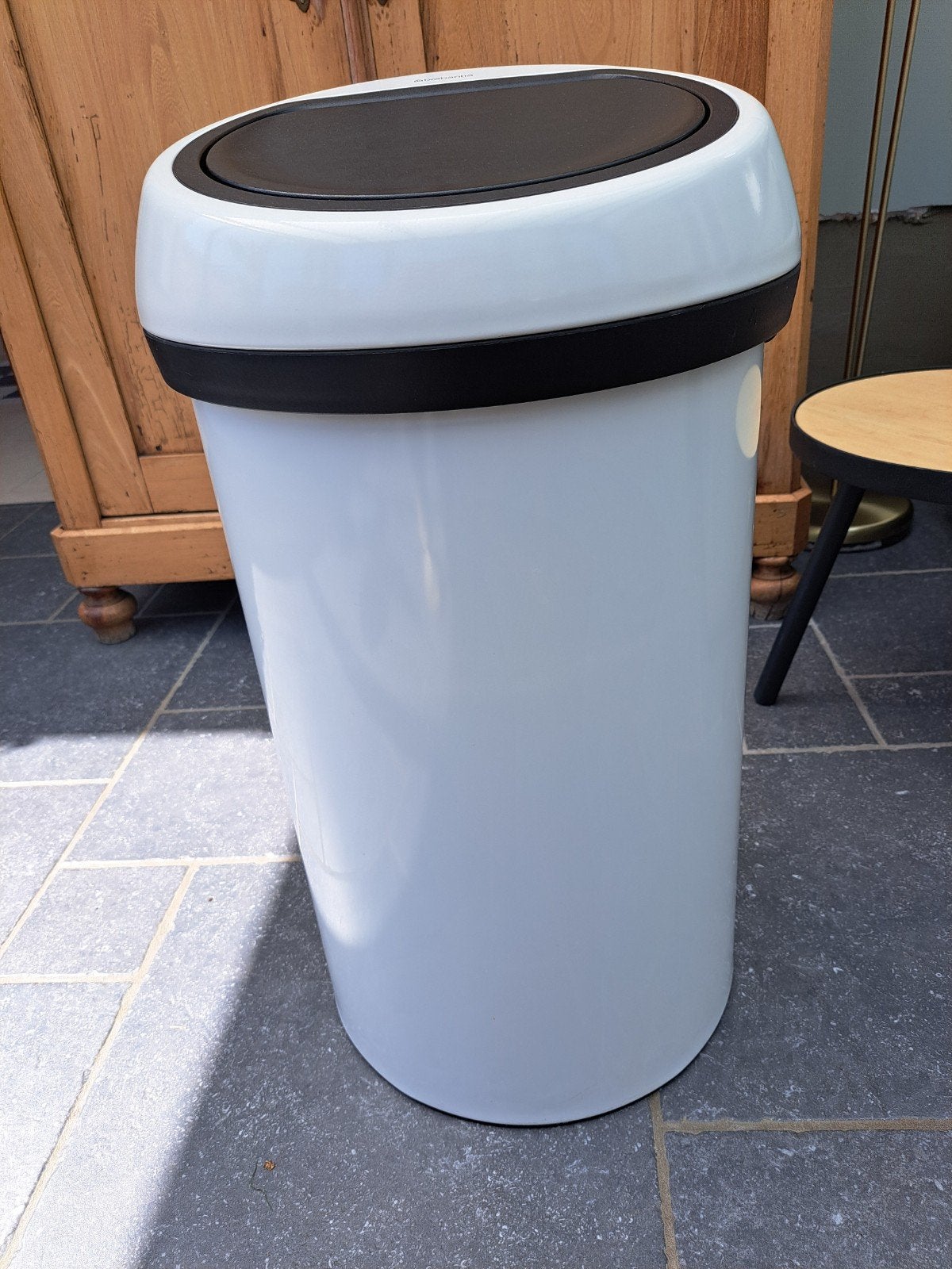 Poubelle Brabantia touch bin 60l, Maison & Meubles, Accessoires pour la Maison | Poubelles, Enlèvement