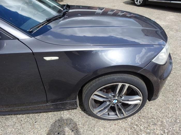 Aile avant droite d'un BMW 1-Serie (A22), -, 3 mois de garantie, Utilisé, -
