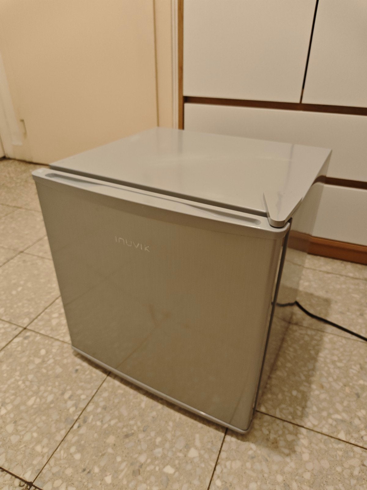 Petit frigo Inuvik, Avec compartiment congélateur, Comme neuf, Enlèvement, Moins de 85 cm