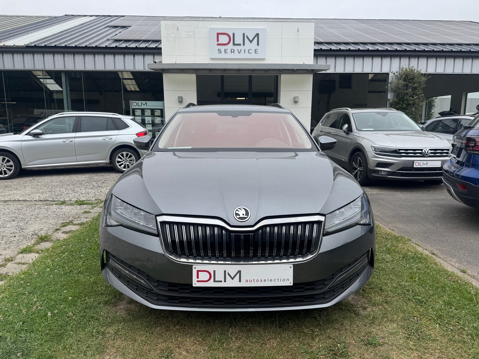 Skoda Superb Combi Clever 1.5tsi dsg 12/22 81.000km, Autos, Skoda, Argent ou Gris, Achat, Entreprise, Entretenue par le concessionnaire