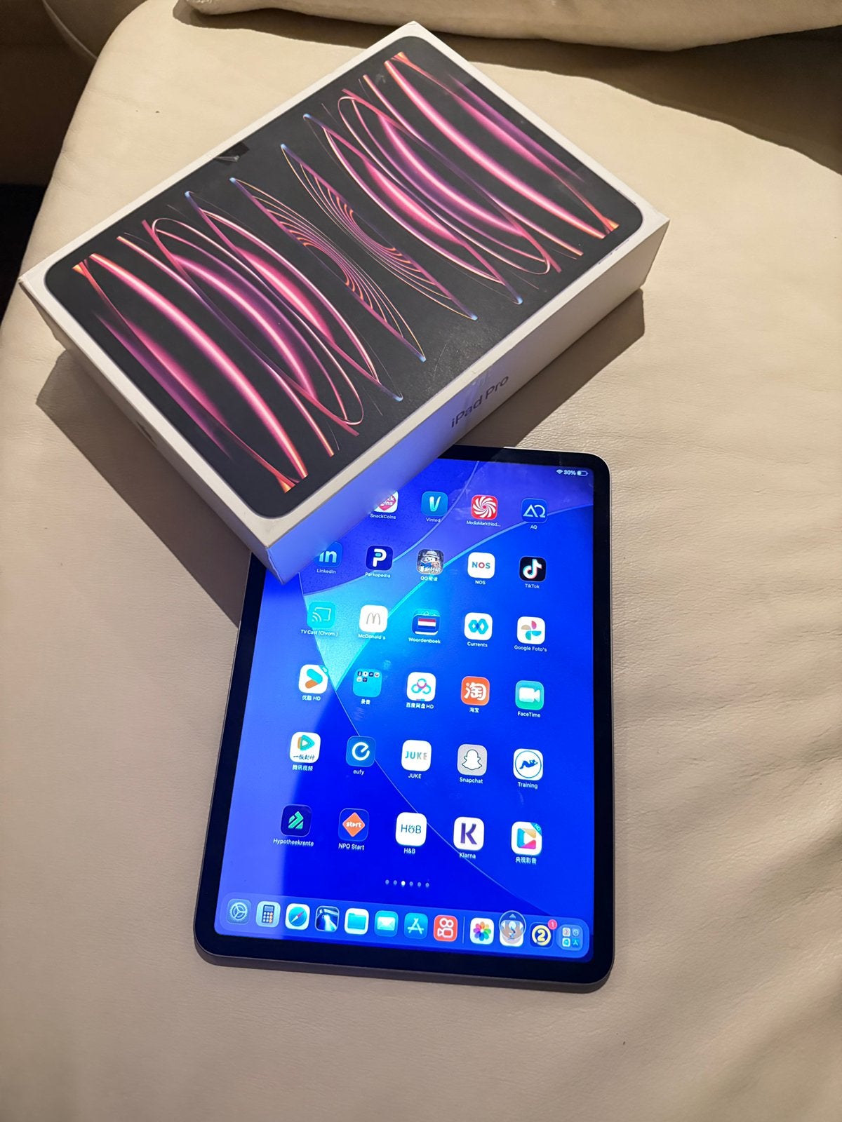 iPad pro 11 pouces 4e génération, Informatique & Logiciels, Apple iPad Tablettes, Gris, 11 pouces, Comme neuf, Enlèvement