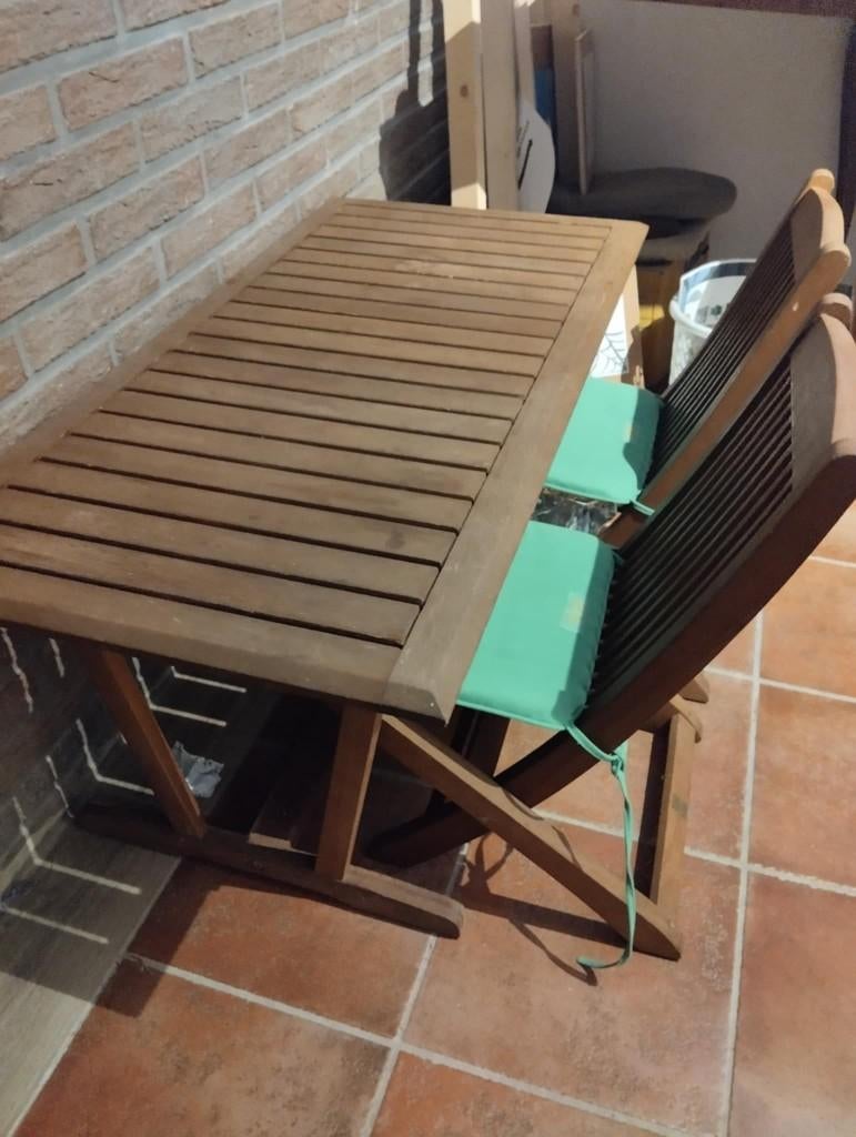 kinder tafel en stoel, Kinderen en Baby's, Kinderkamer | Tafels en Stoelen, Ophalen of Verzenden, Zo goed als nieuw
