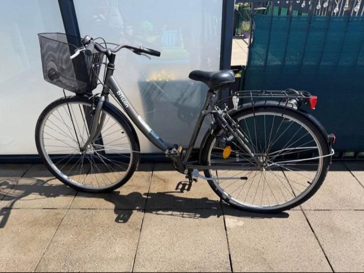 Vélo BTWIN, Vélos & Vélomoteurs, Vélos | Femmes | Vélos maman, Enlèvement, Comme neuf, Vitesses