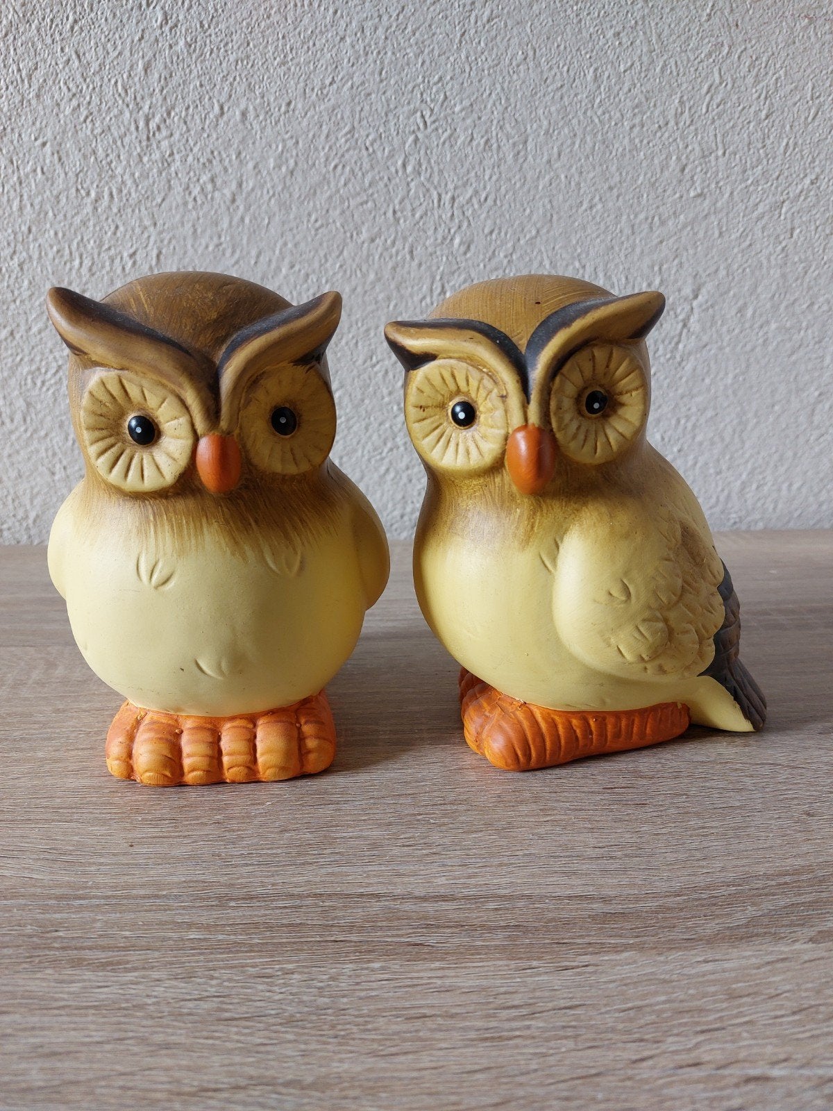Paar vintage keramische decoratieve uilen — 15 cm, Ophalen of Verzenden, Geel, Vintage