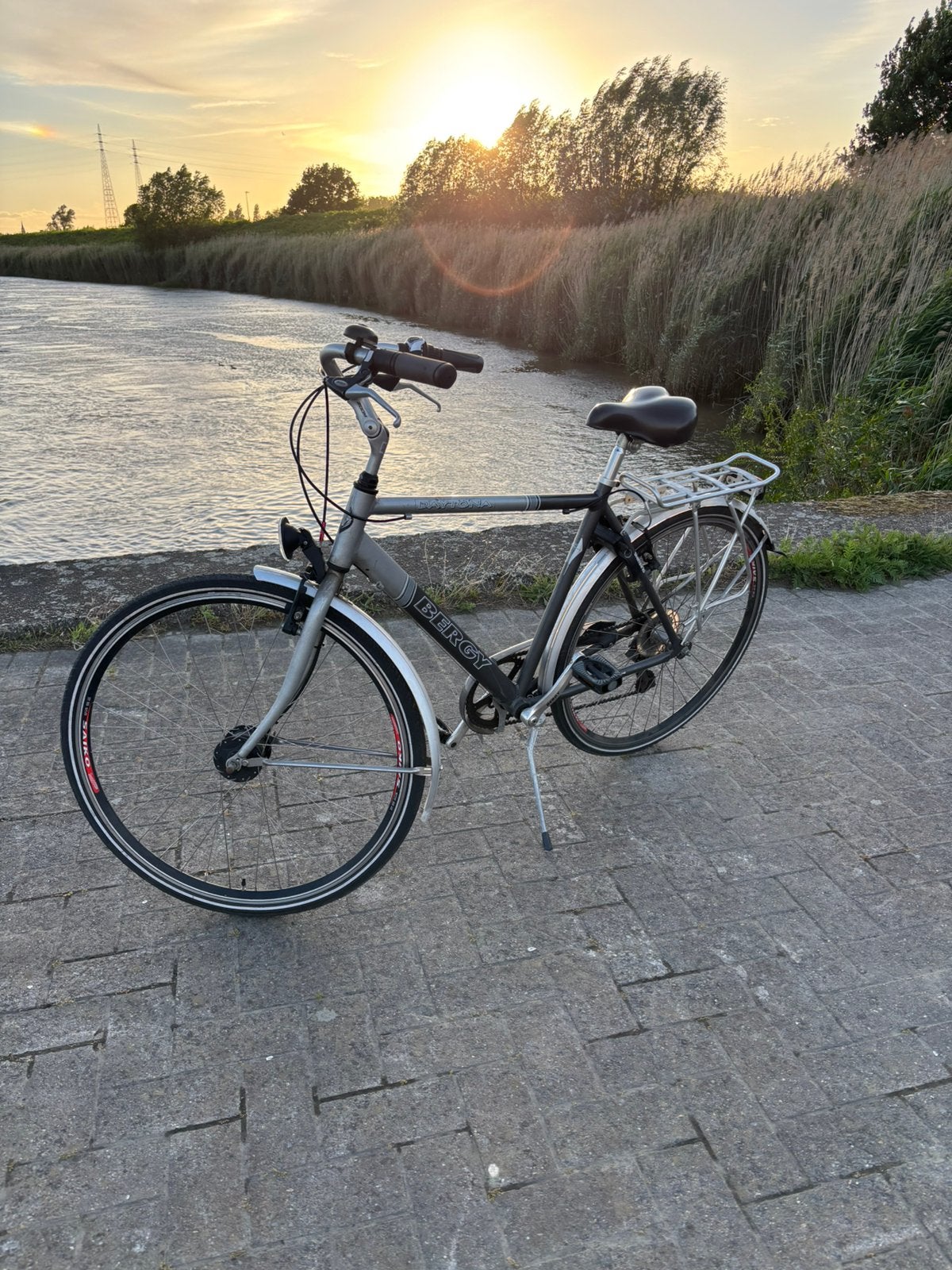 Bergy Daytona stadsfiets – rijklaar en in nette staat, Autres marques, Vitesses, Frein sur jante, Comme neuf