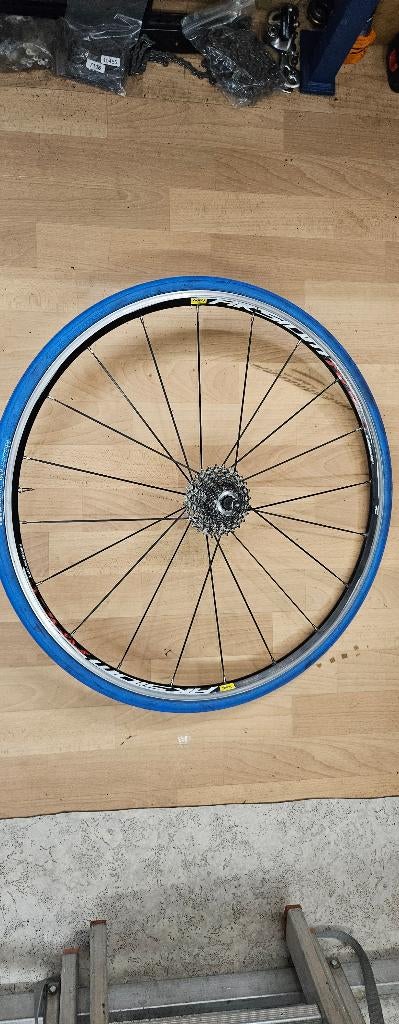 Mavic aksium  rear wheel, Fietsen en Brommers, Gebruikt, Aluminium, Mavic, Racefiets